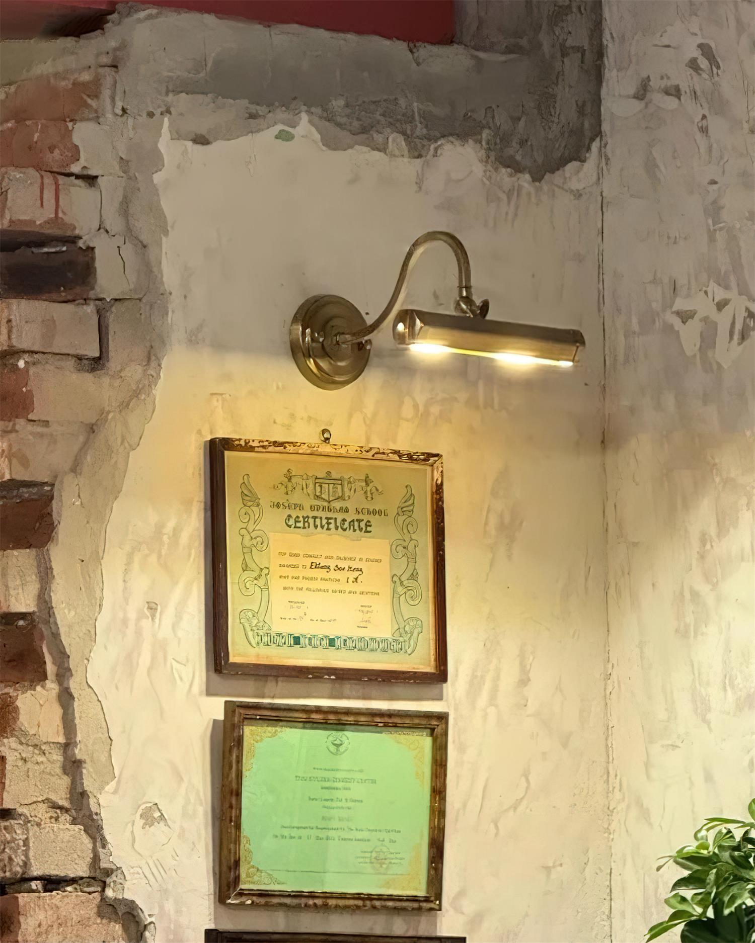 Elowen Wall Lamp