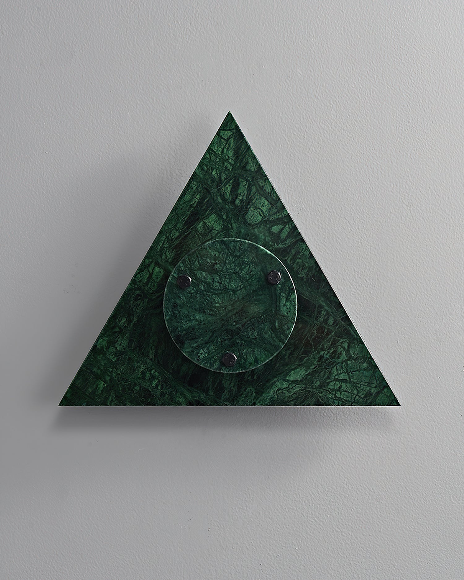 Emertria Wall Lamp