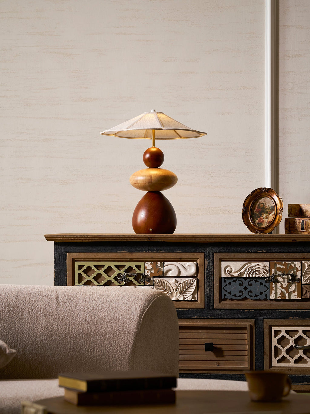 Equinox Table Lamp