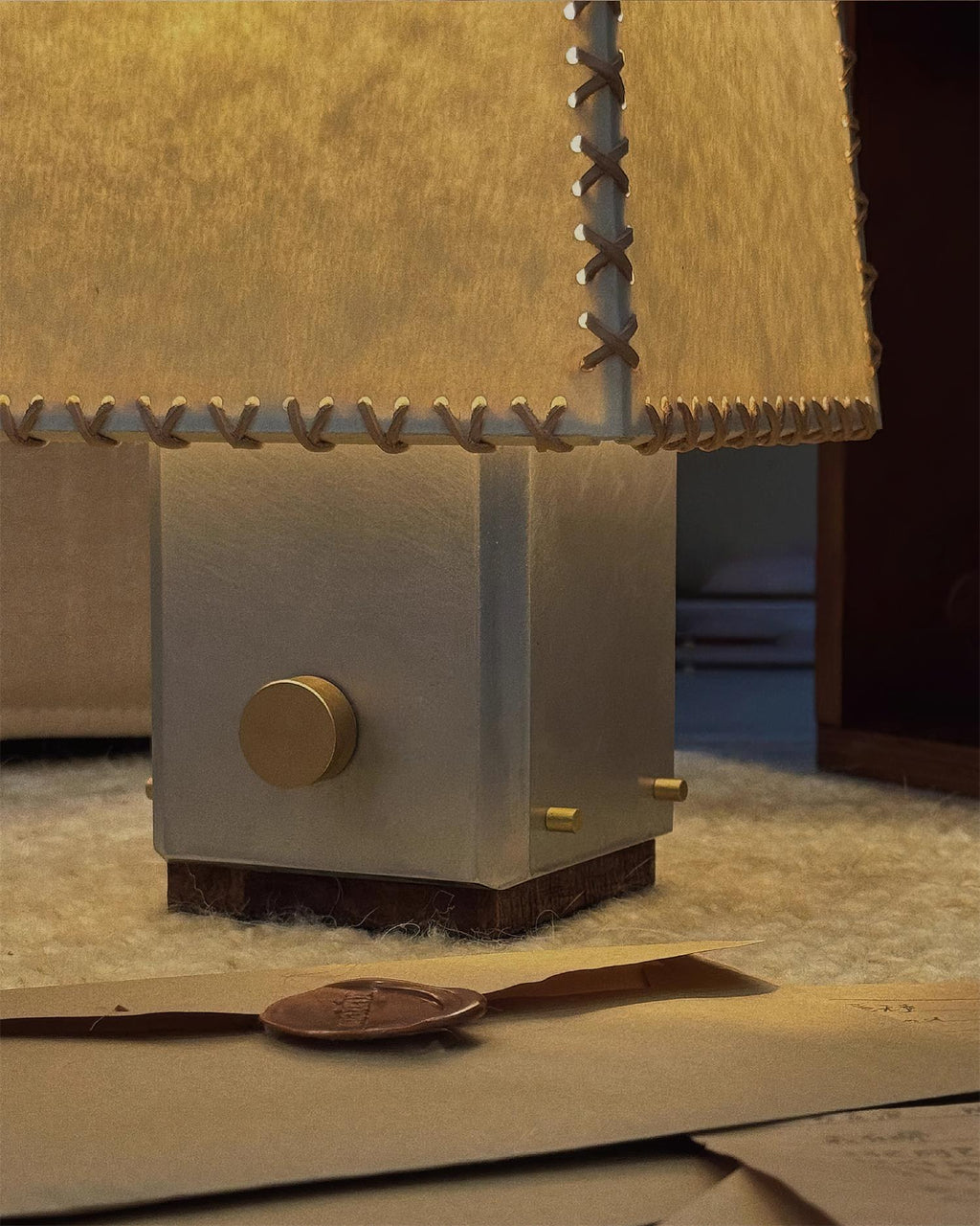 Estela Table Lamp