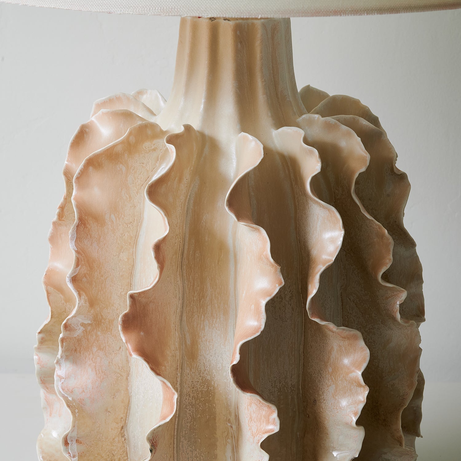 Eterne Table Lamp