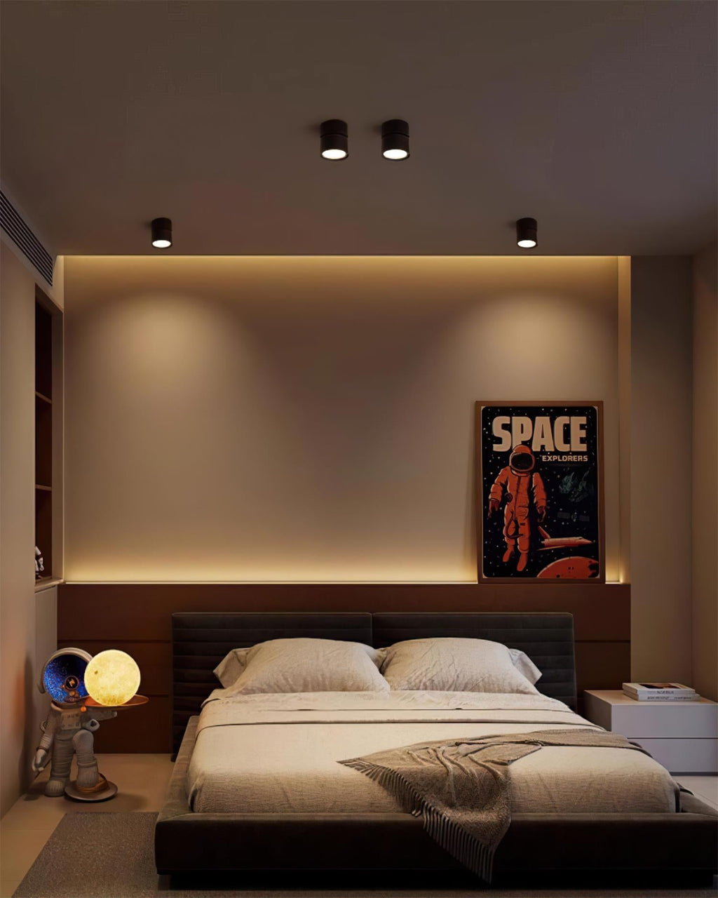 Favilla Surface Spotlight
