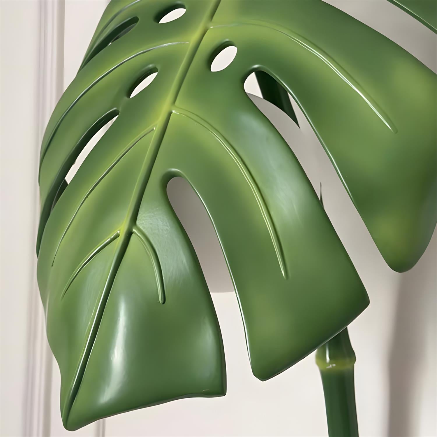 Folium Wall Lamp