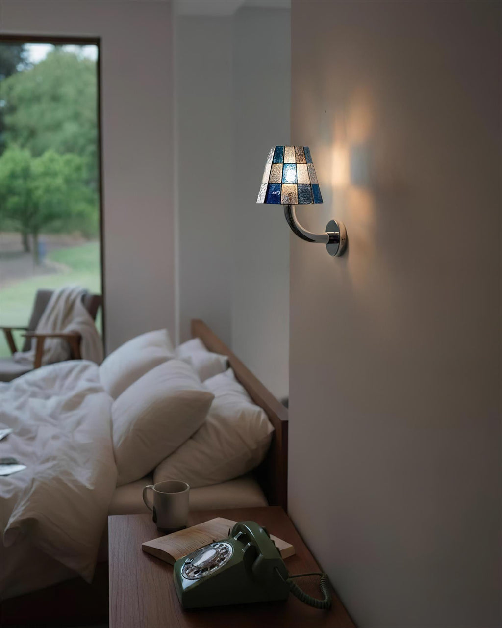 Fun Guy Wall Lamp