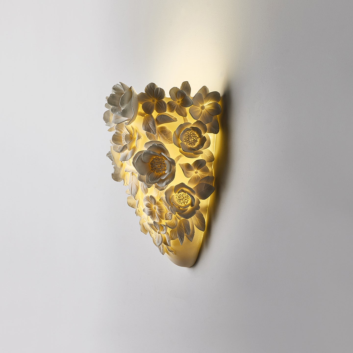 Gardenia Wall Lamp