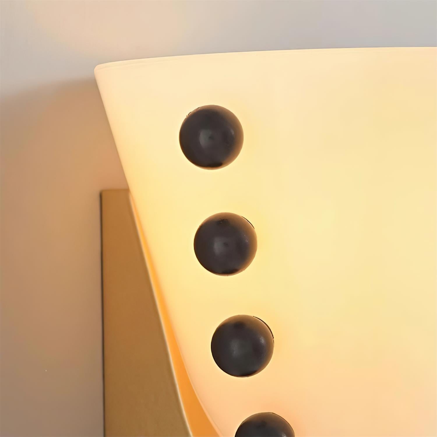 Gemma Wall Lamp