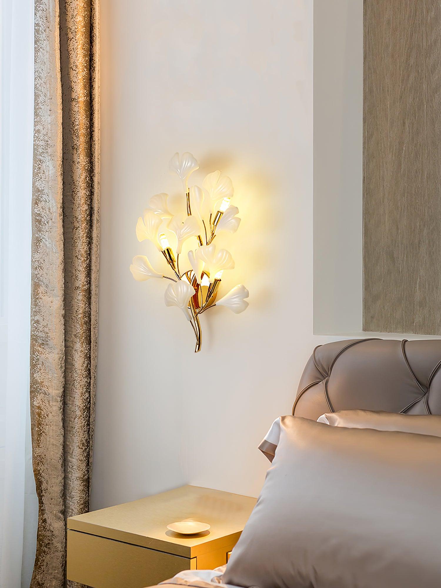 Gingko Sonia Wall Lamp