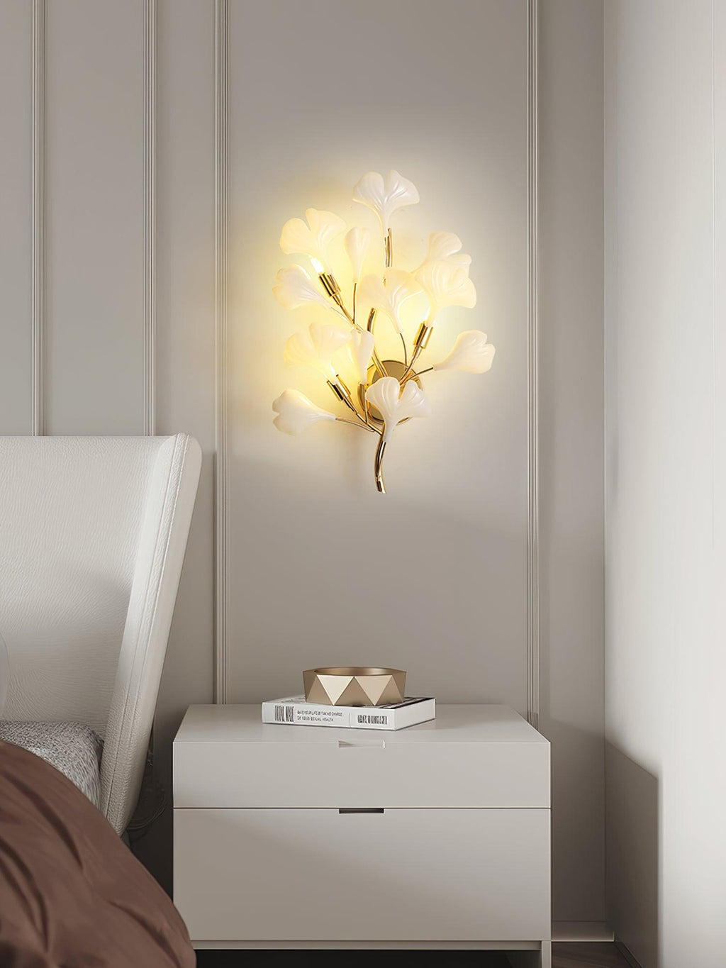 Gingko Sonia Wall Lamp