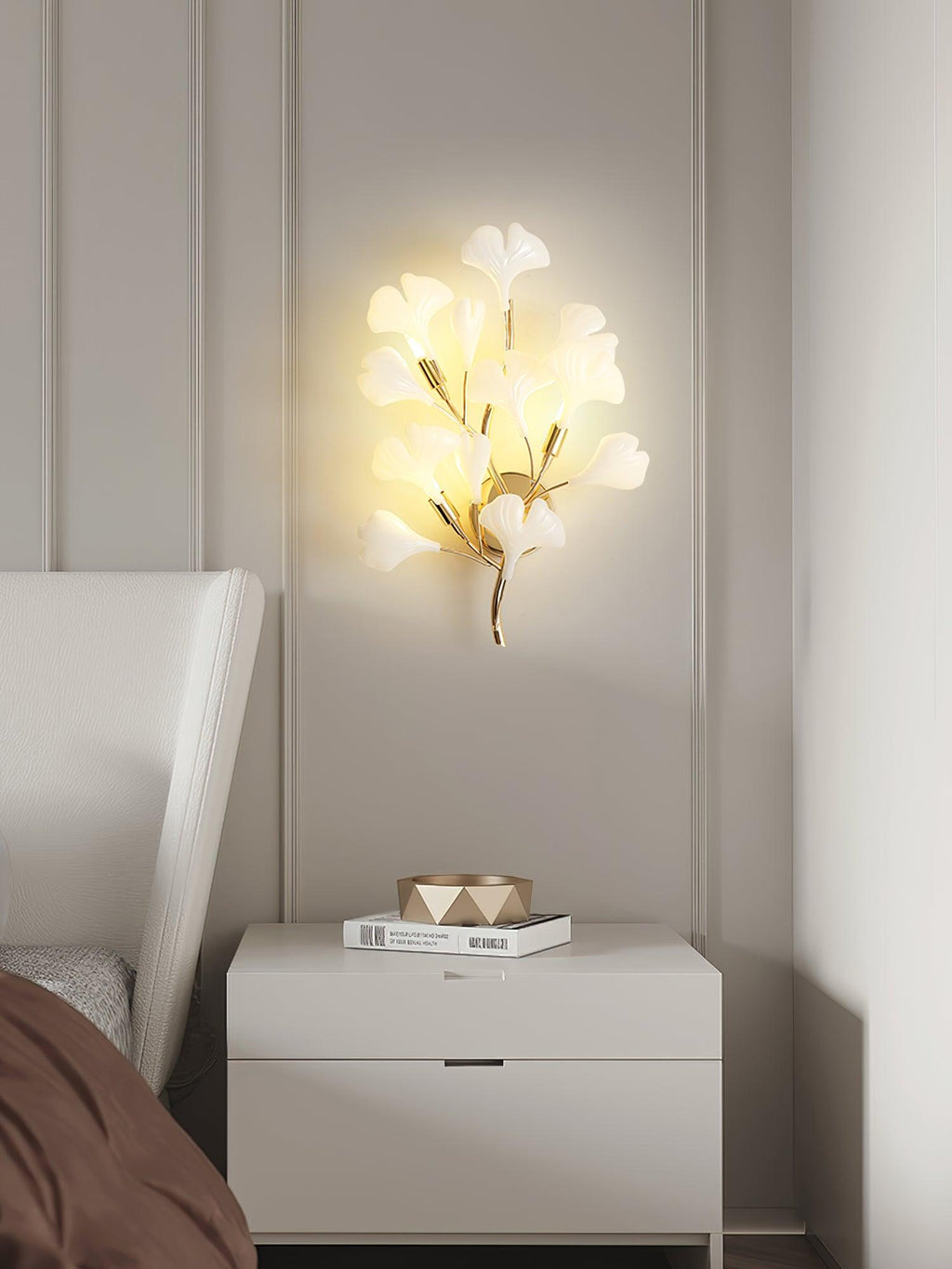 Gingko Sonia Wall Lamp