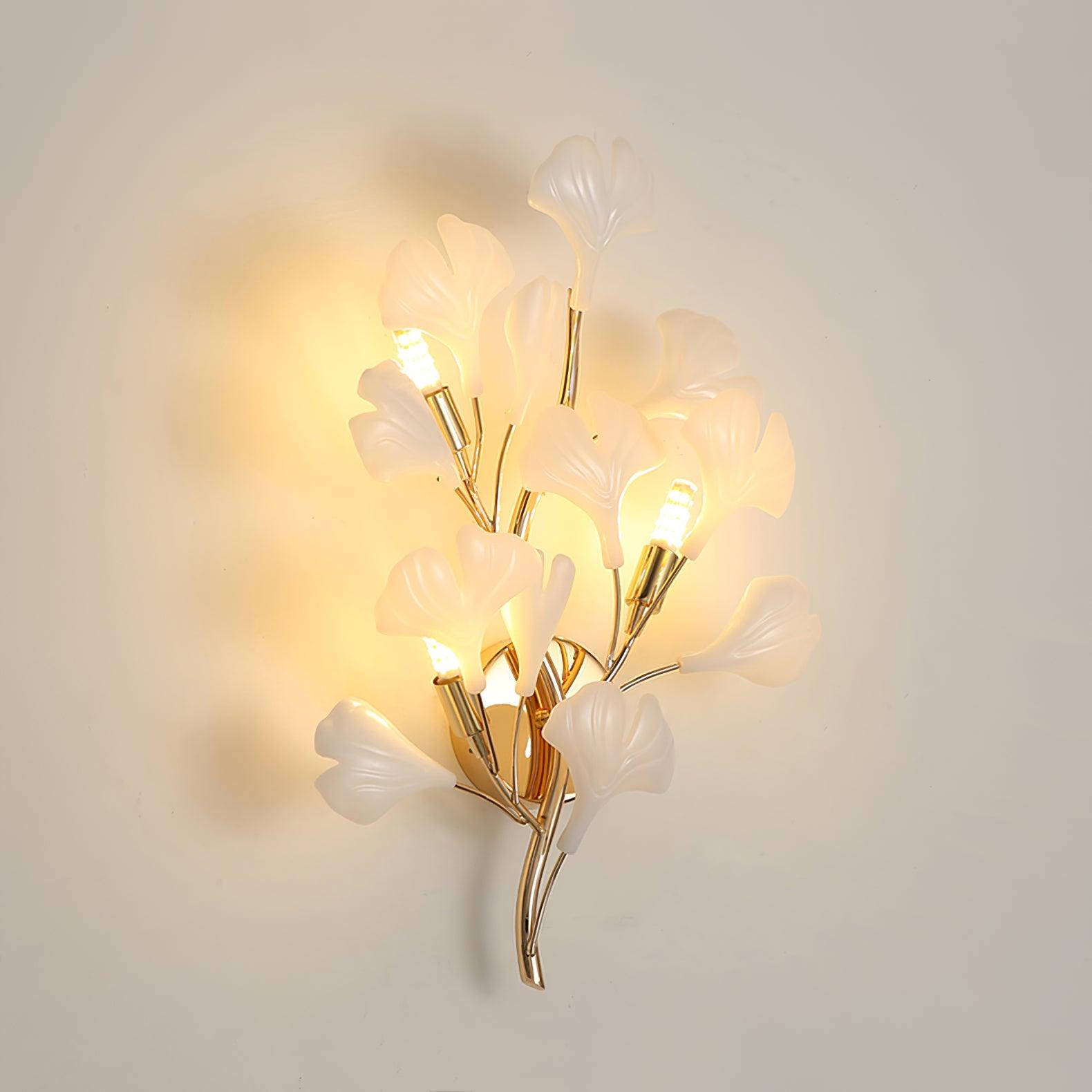 Gingko Sonia Wall Lamp