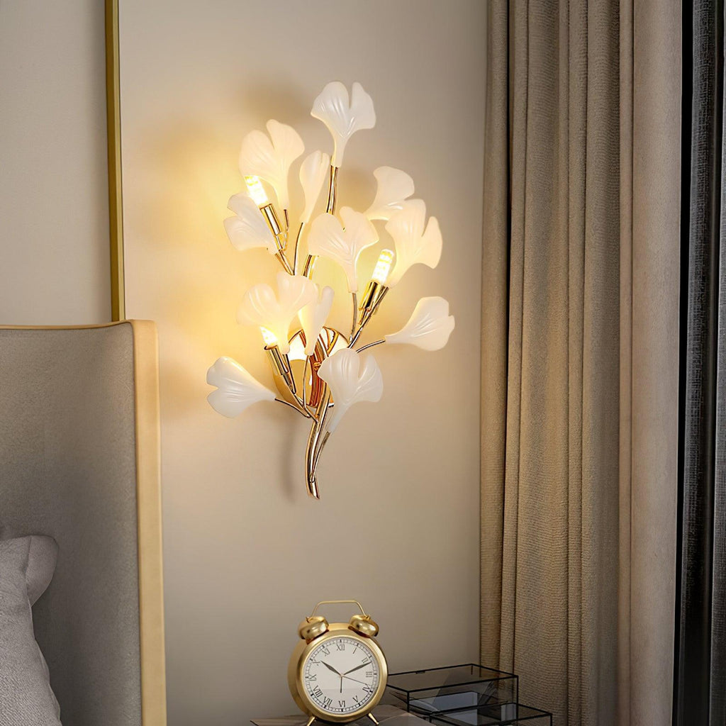 Gingko Sonia Wall Lamp