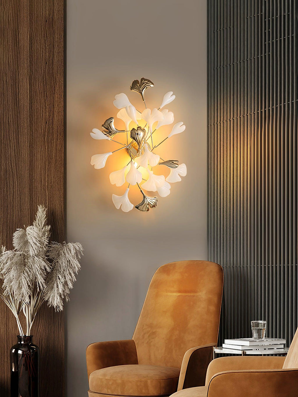 Gingko Sonia Wall Lamp