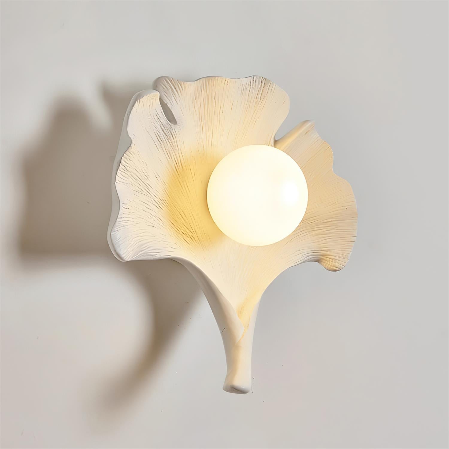 Ginkgo Leaf Wall Lamp