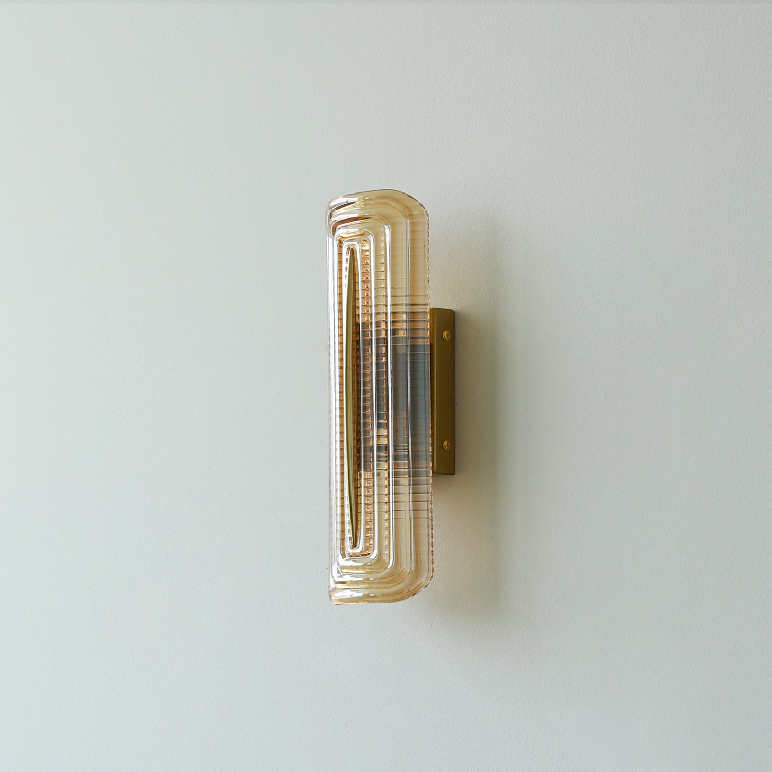 Glacium Wall Lamp