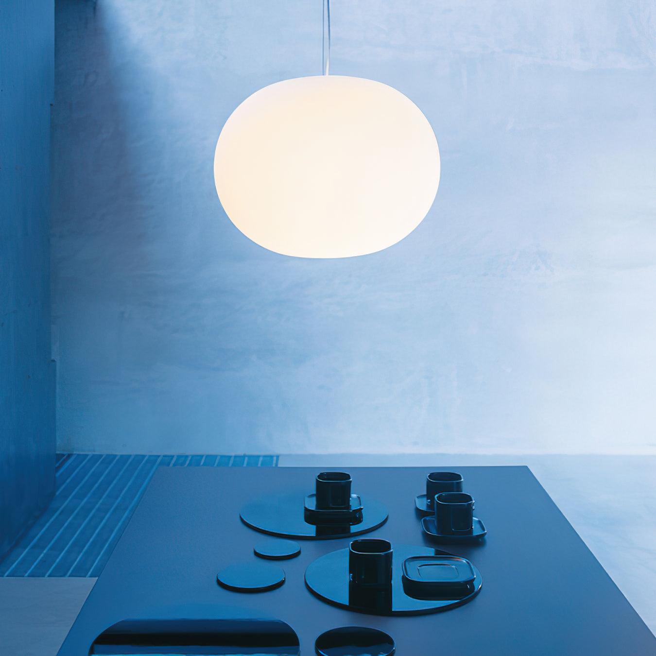 Gloating Pendant Lamp
