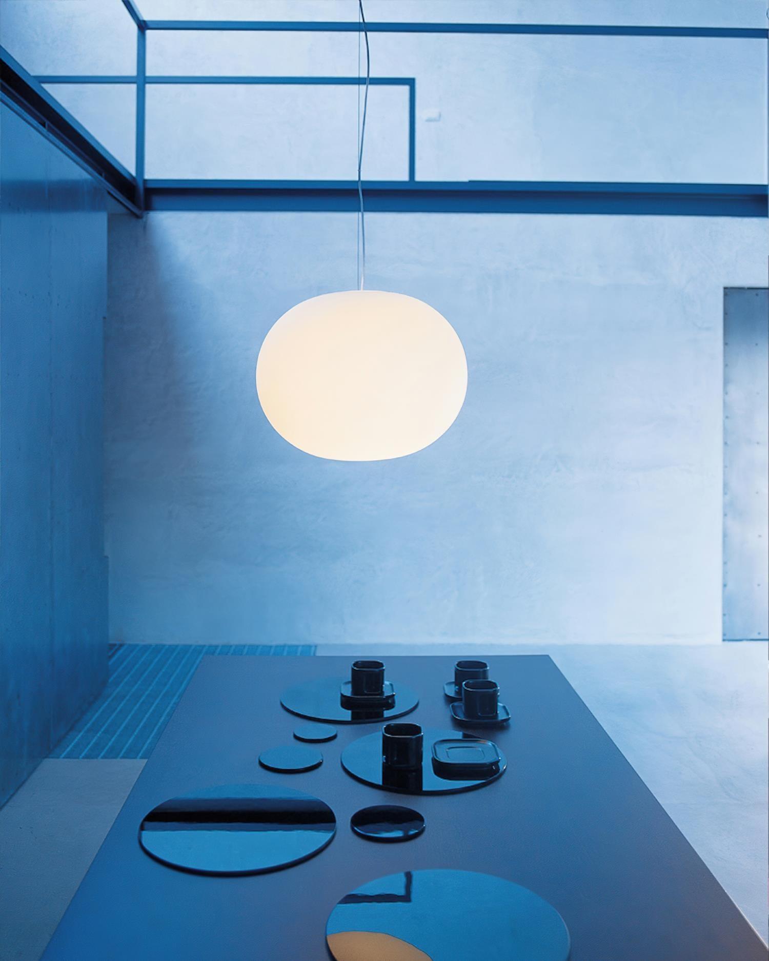 Gloating Pendant Lamp