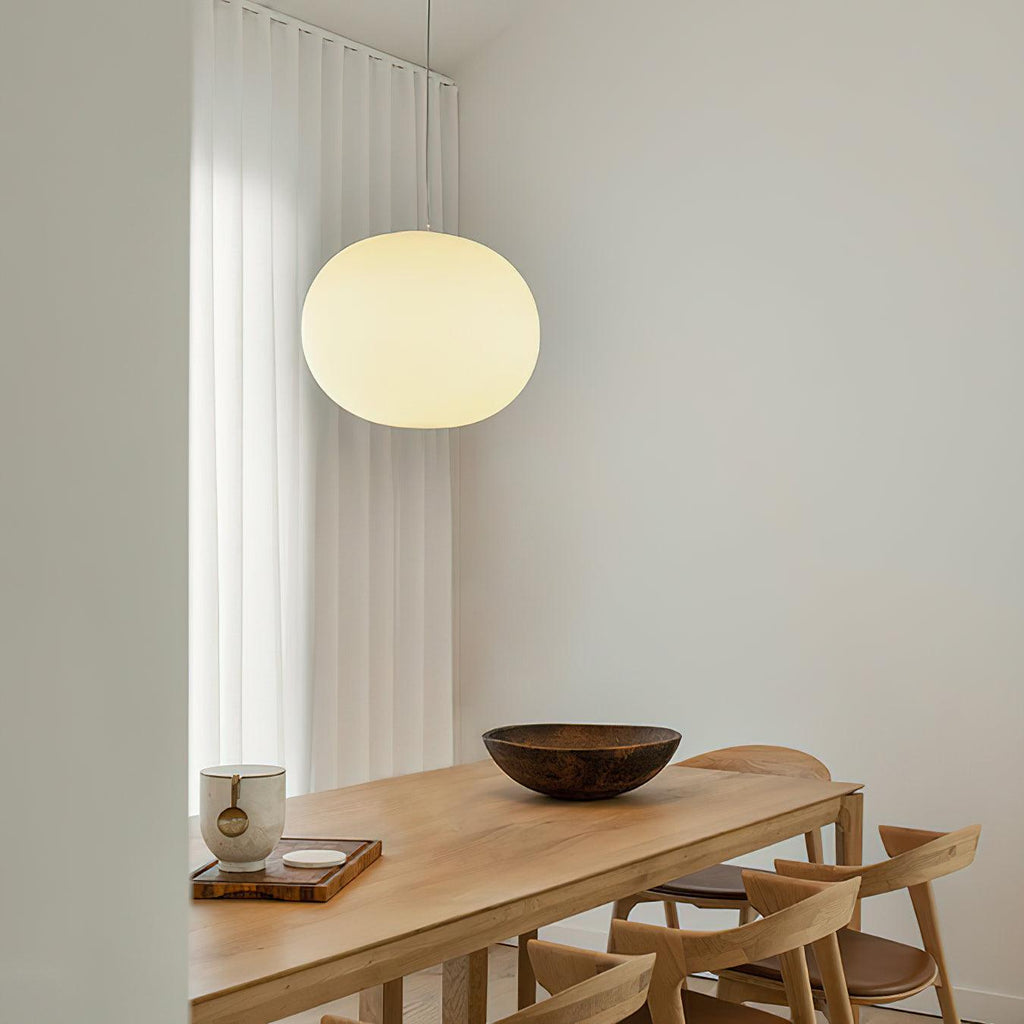 Gloating Pendant Lamp