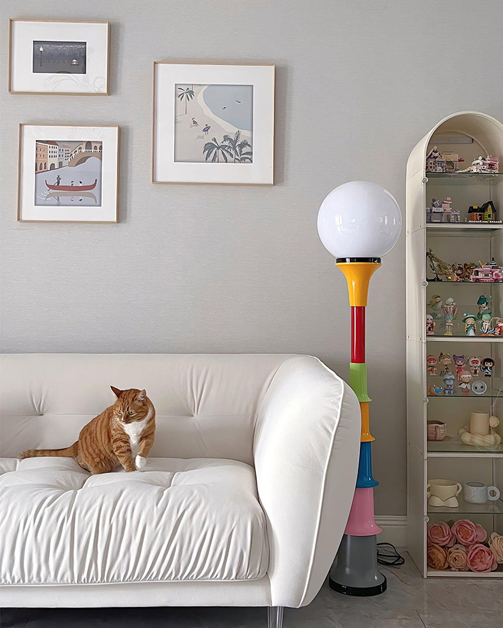 Grande Floor Lamp