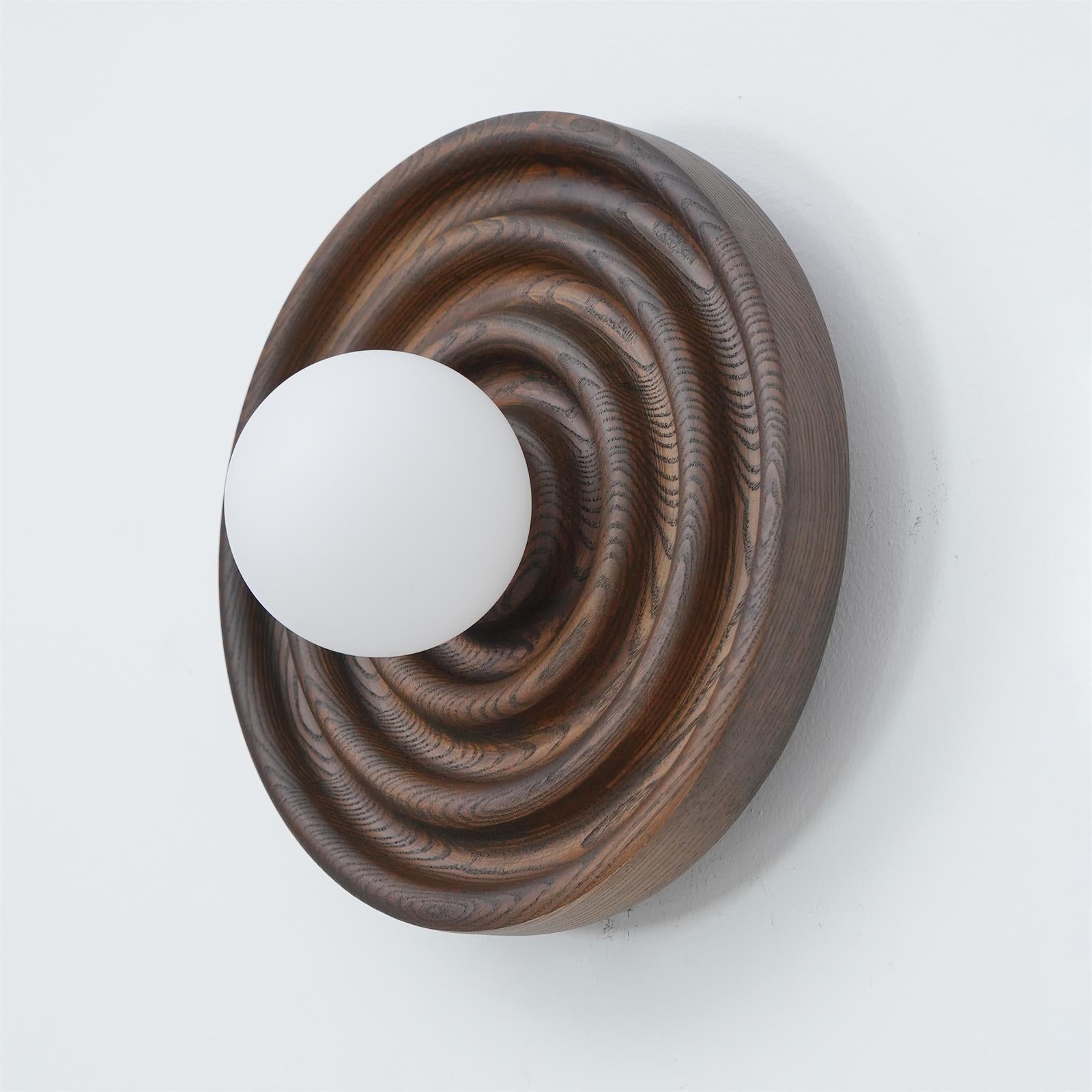 Grove Wall Lamp