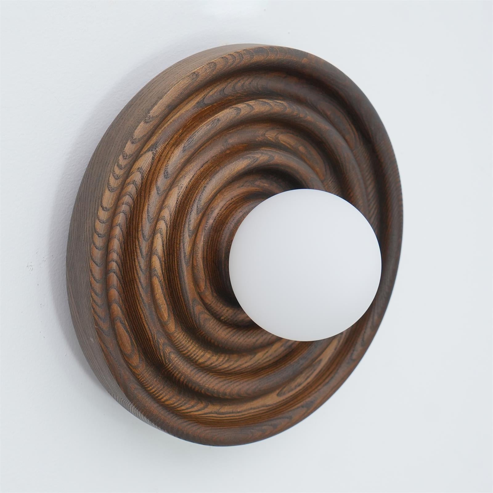 Grove Wall Lamp