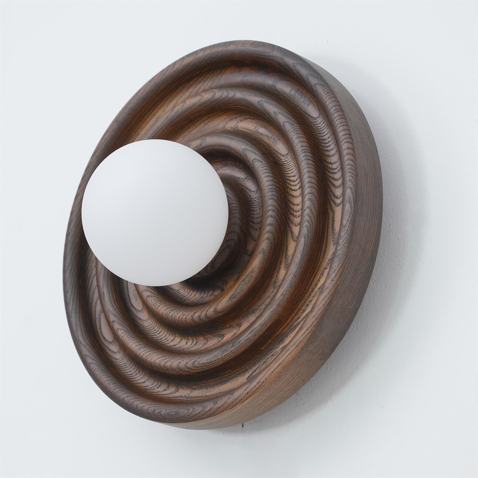 Grove Wall Lamp