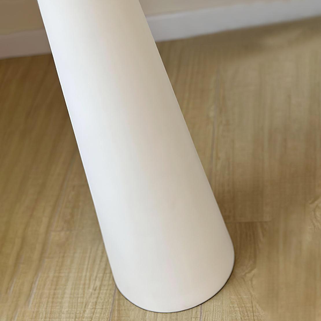 Guida Floor Lamp