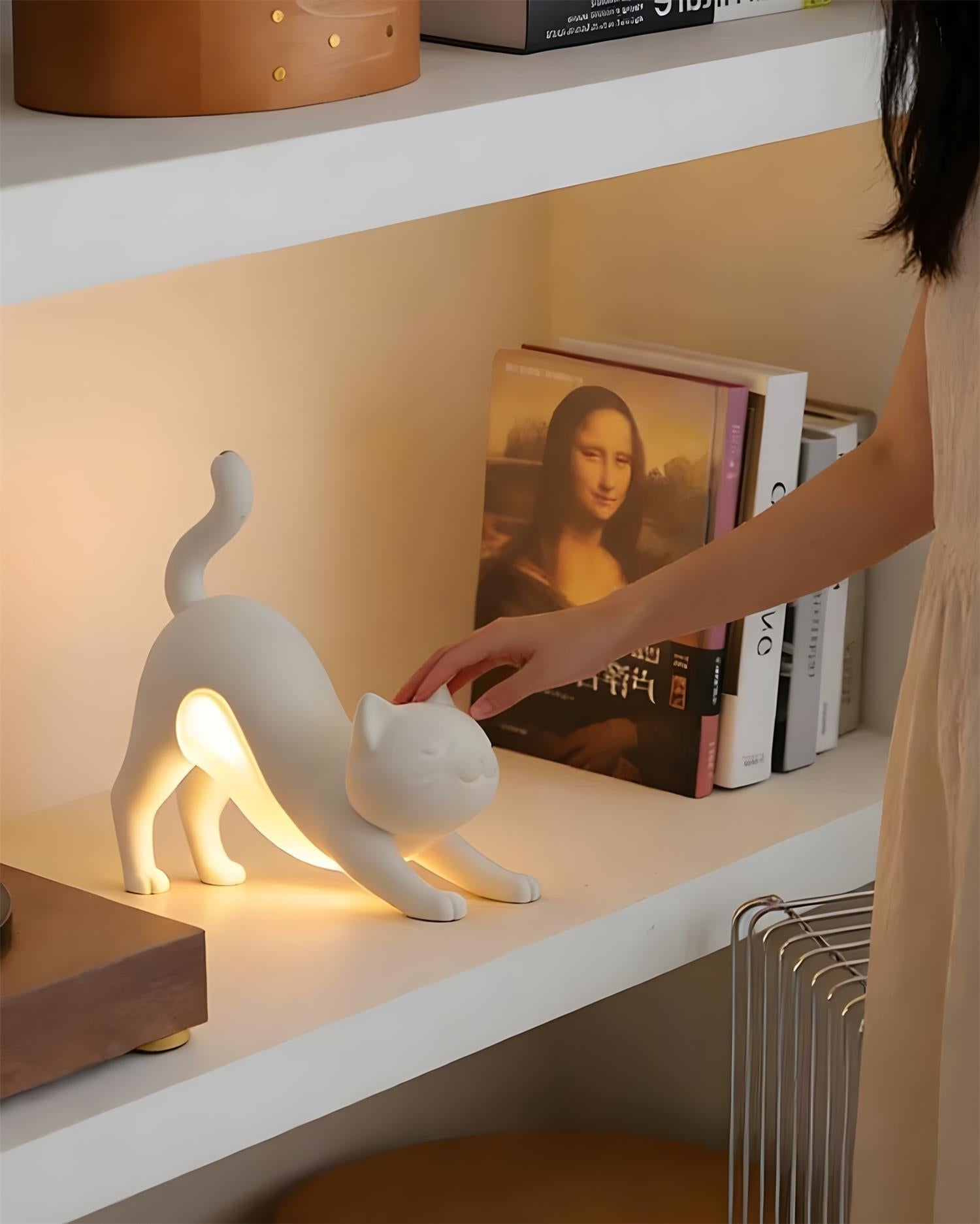 Hakimi Table Light