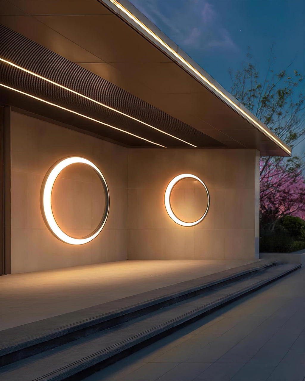 Half Moon Outdoor Wall Lamp