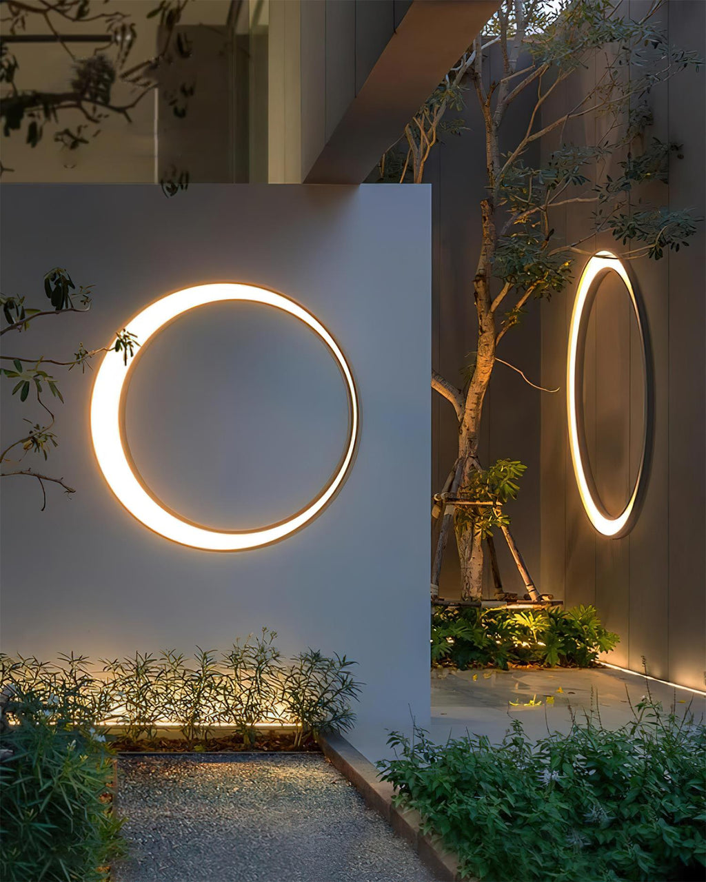 Half Moon Outdoor Wall Lamp