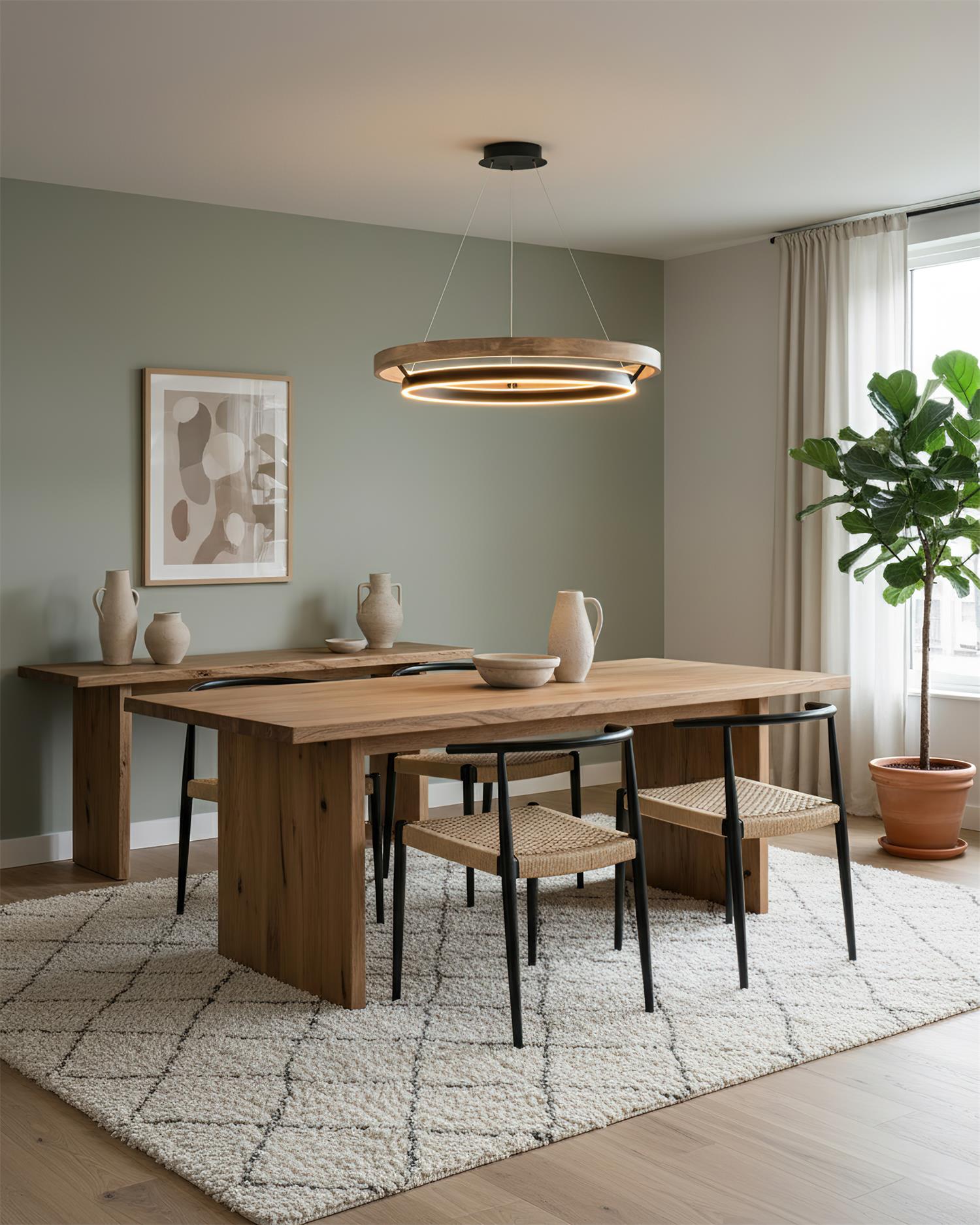 Haloa Chandelier