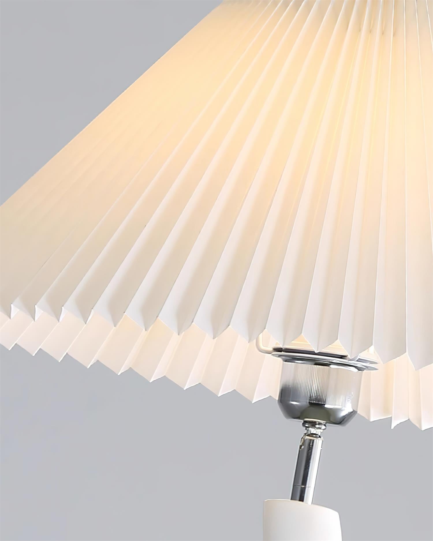 Haruki Twisted Floor Lamp
