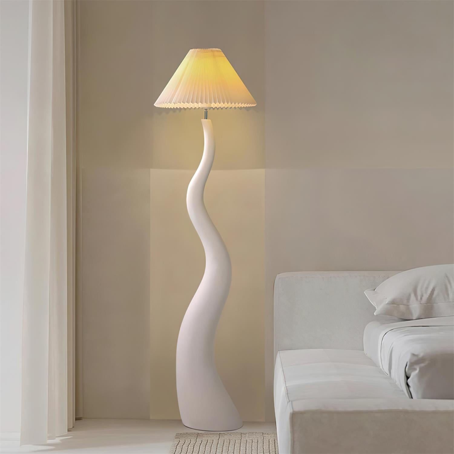 Haruki Twisted Floor Lamp