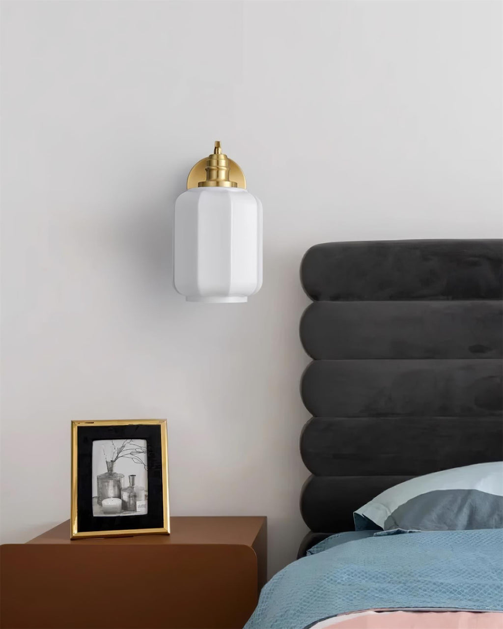 Henry Plug In Wall Lamp
