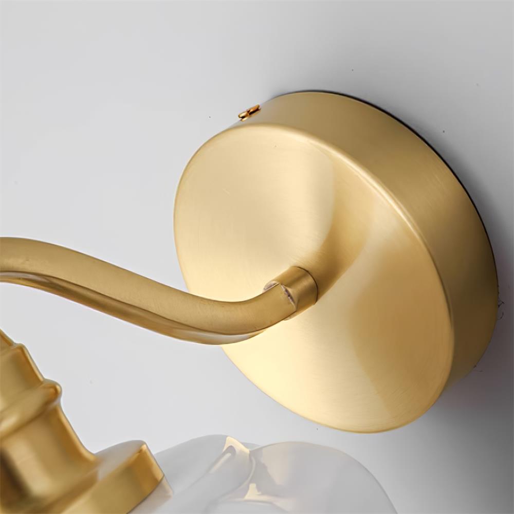 Henry Plug In Wall Lamp