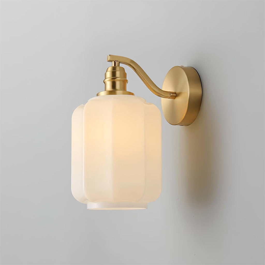 Henry Plug In Wall Lamp