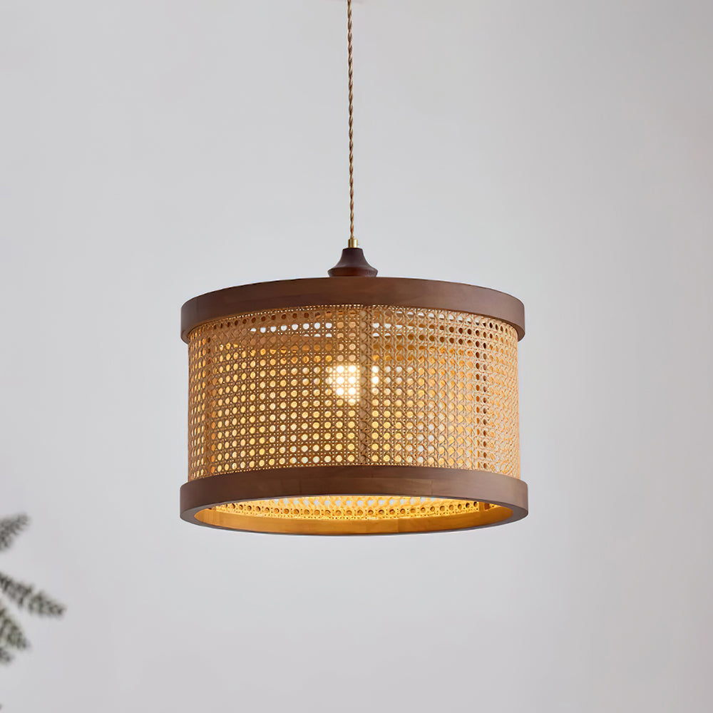 Hoopa Rattan Pendant Lamp