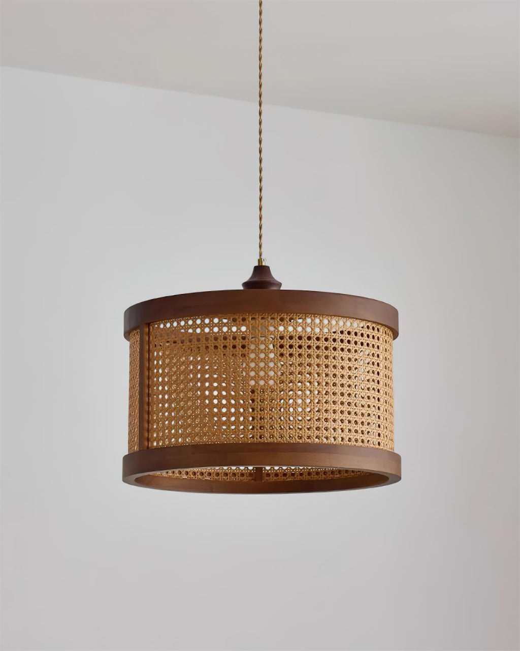Hoopa Rattan Pendant Lamp