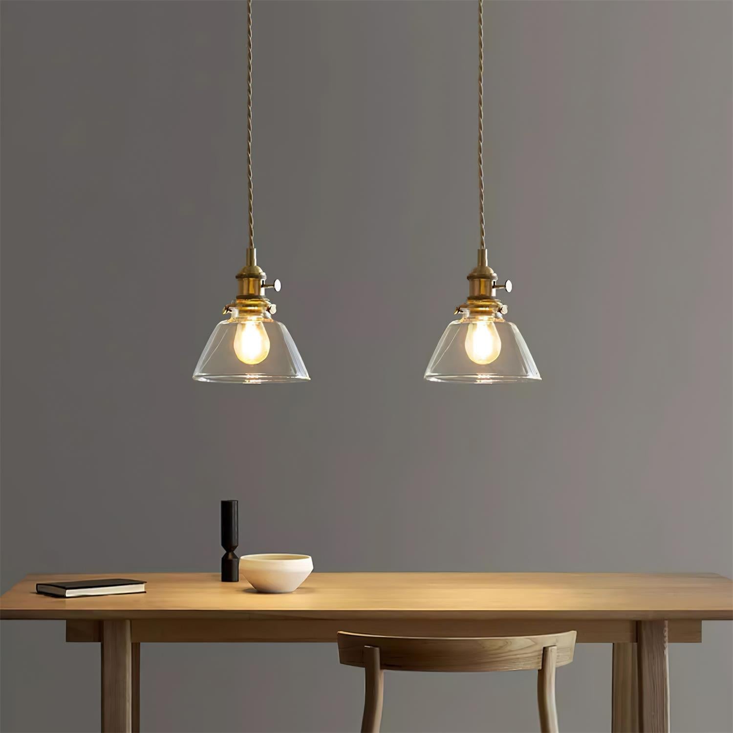 Jasmine Glass Pendant Lamp