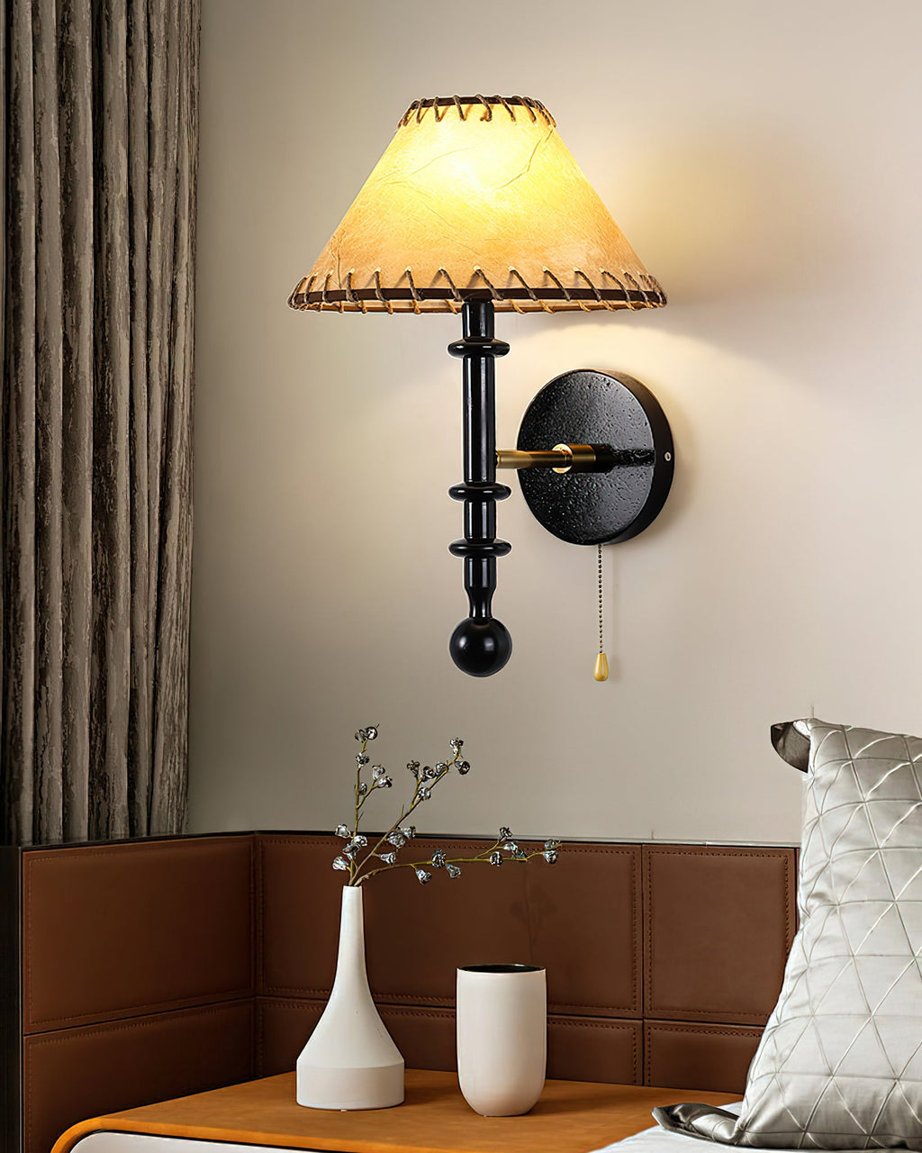 Kibo Wood Wall Lamp