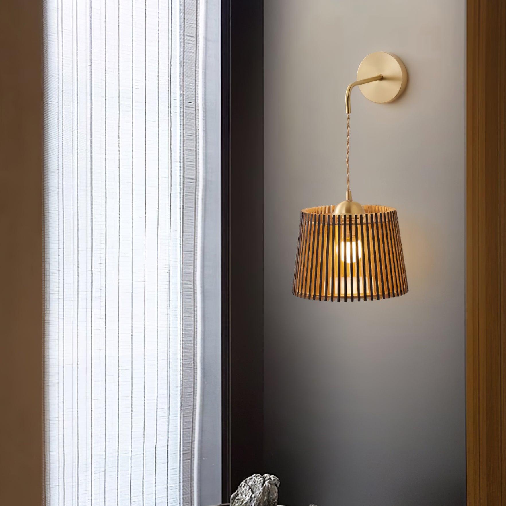 Kitami Wall Lamp