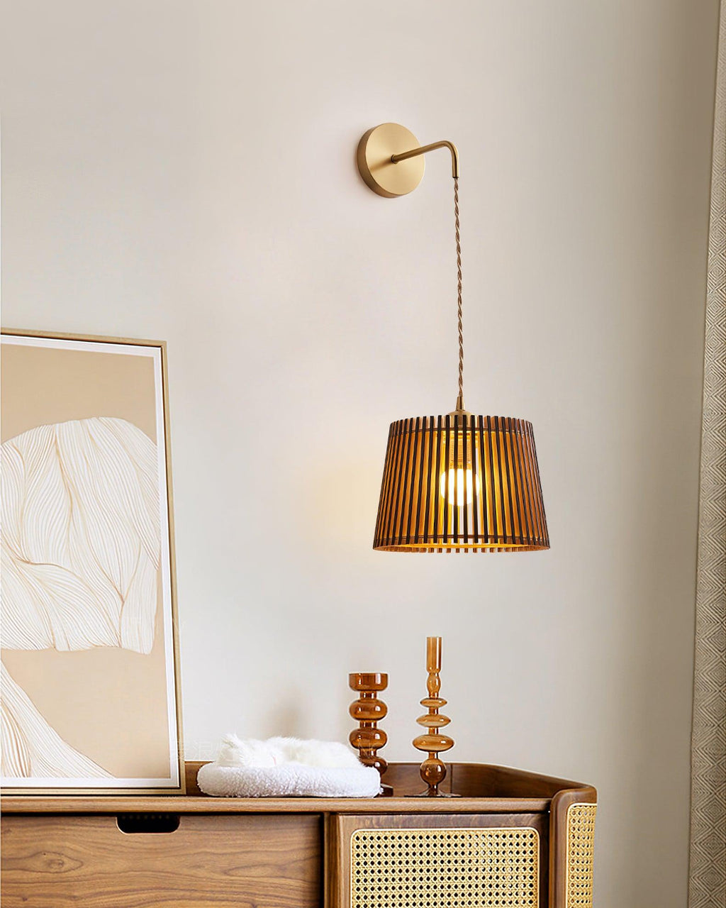 Kitami Wall Lamp