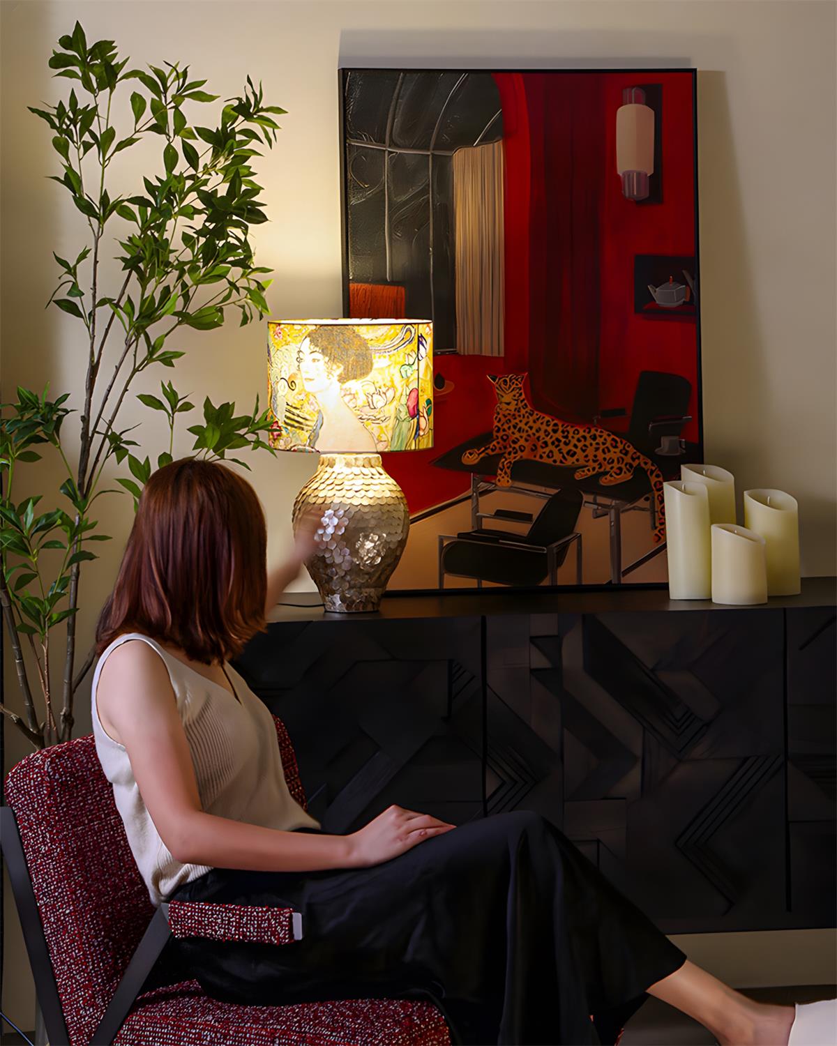 Klimora Table Lamp