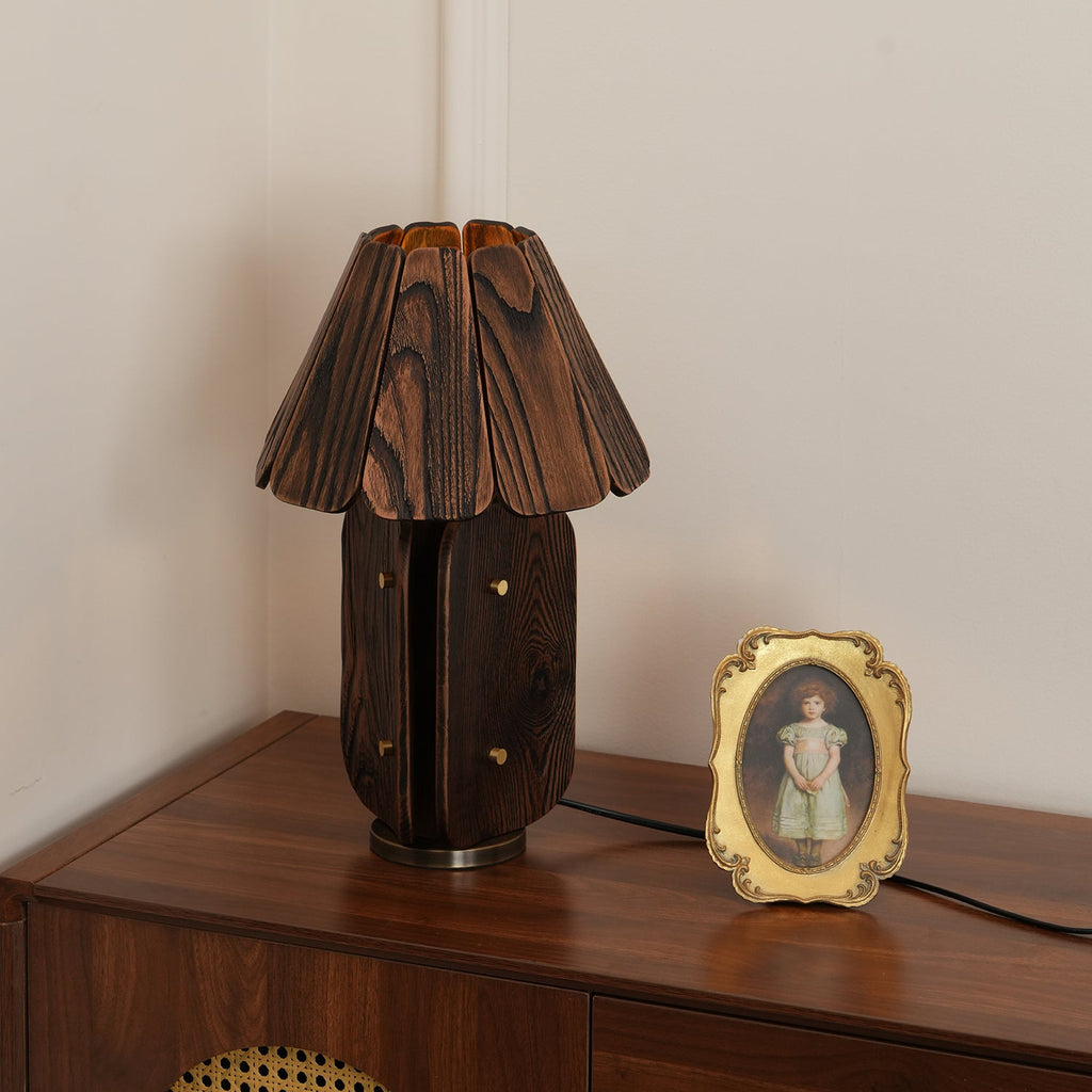 Kubec Table Lamp