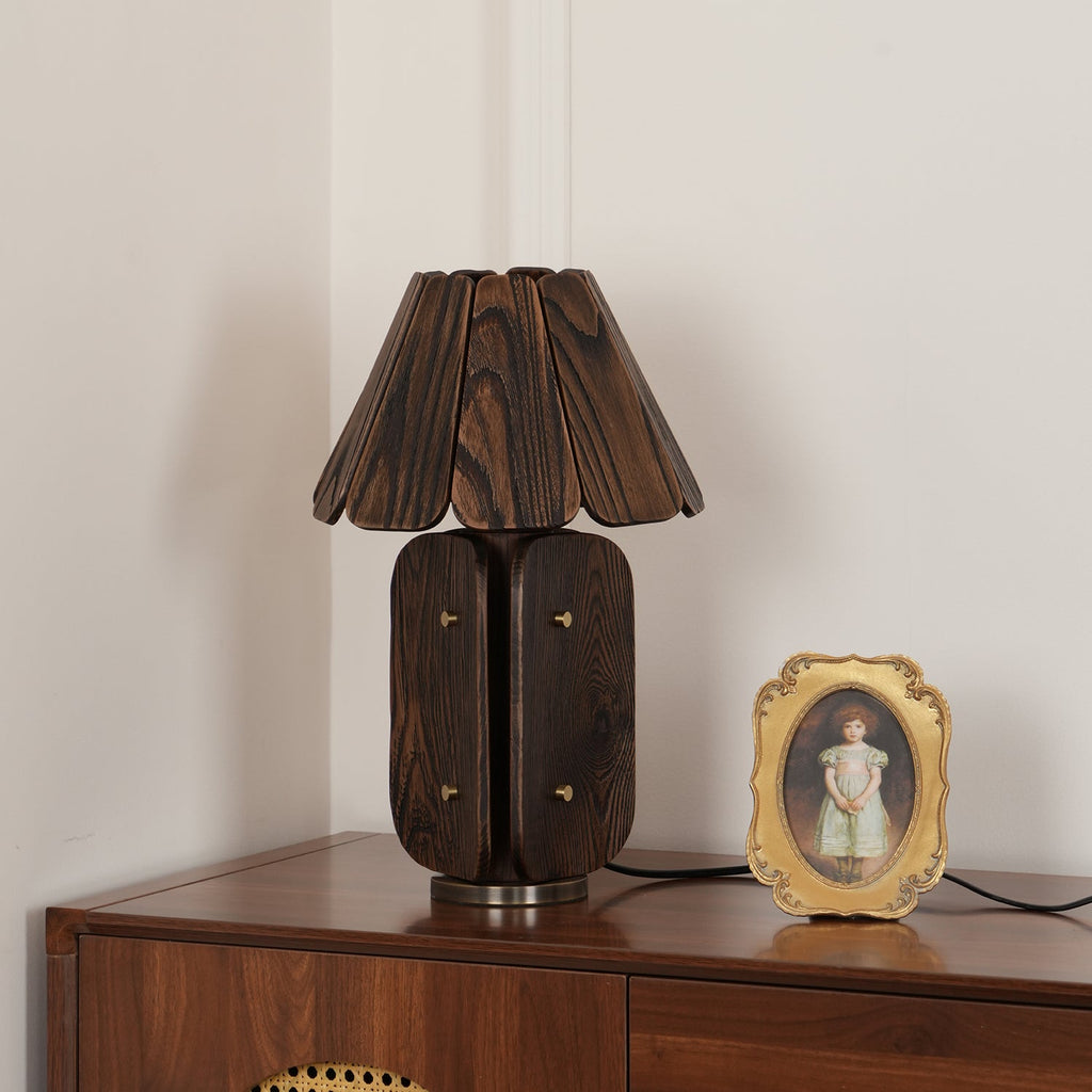 Kubec Table Lamp