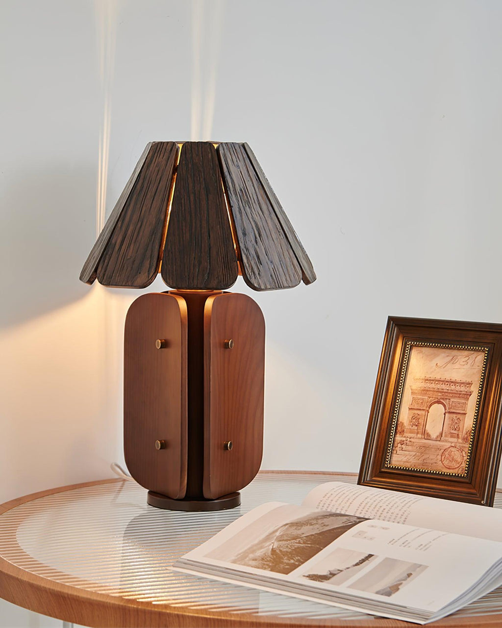 Kubec Table Lamp