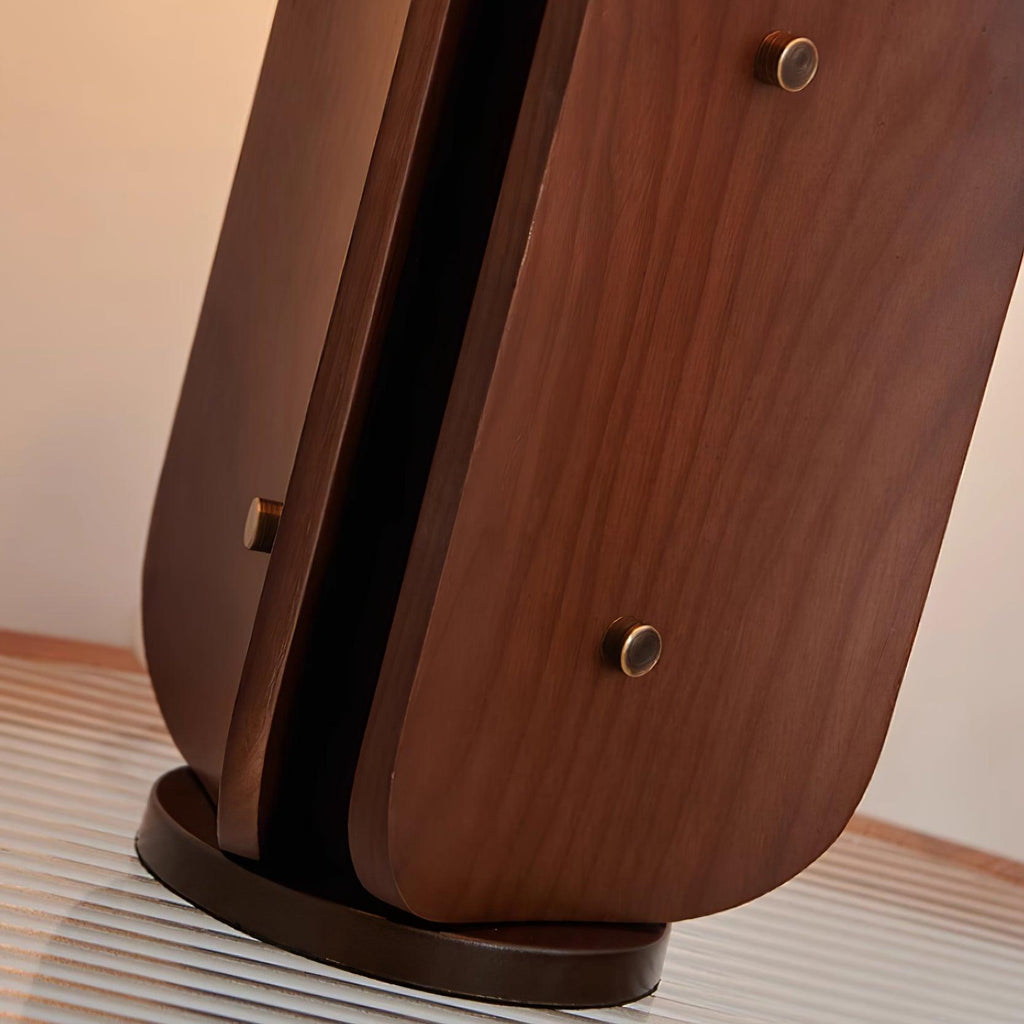 Kubec Table Lamp
