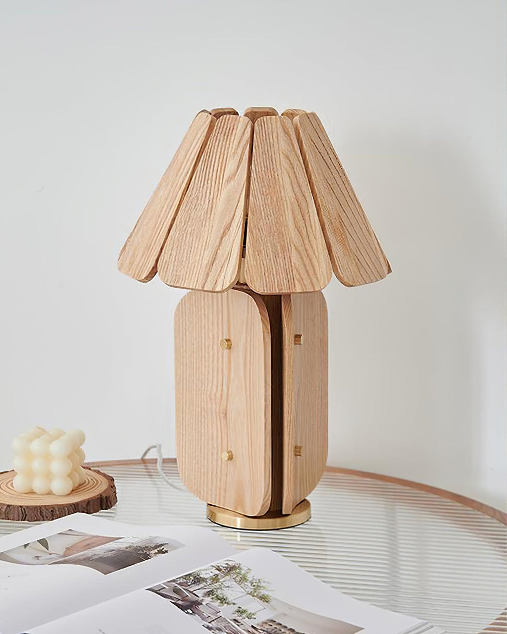Kubec Table Lamp
