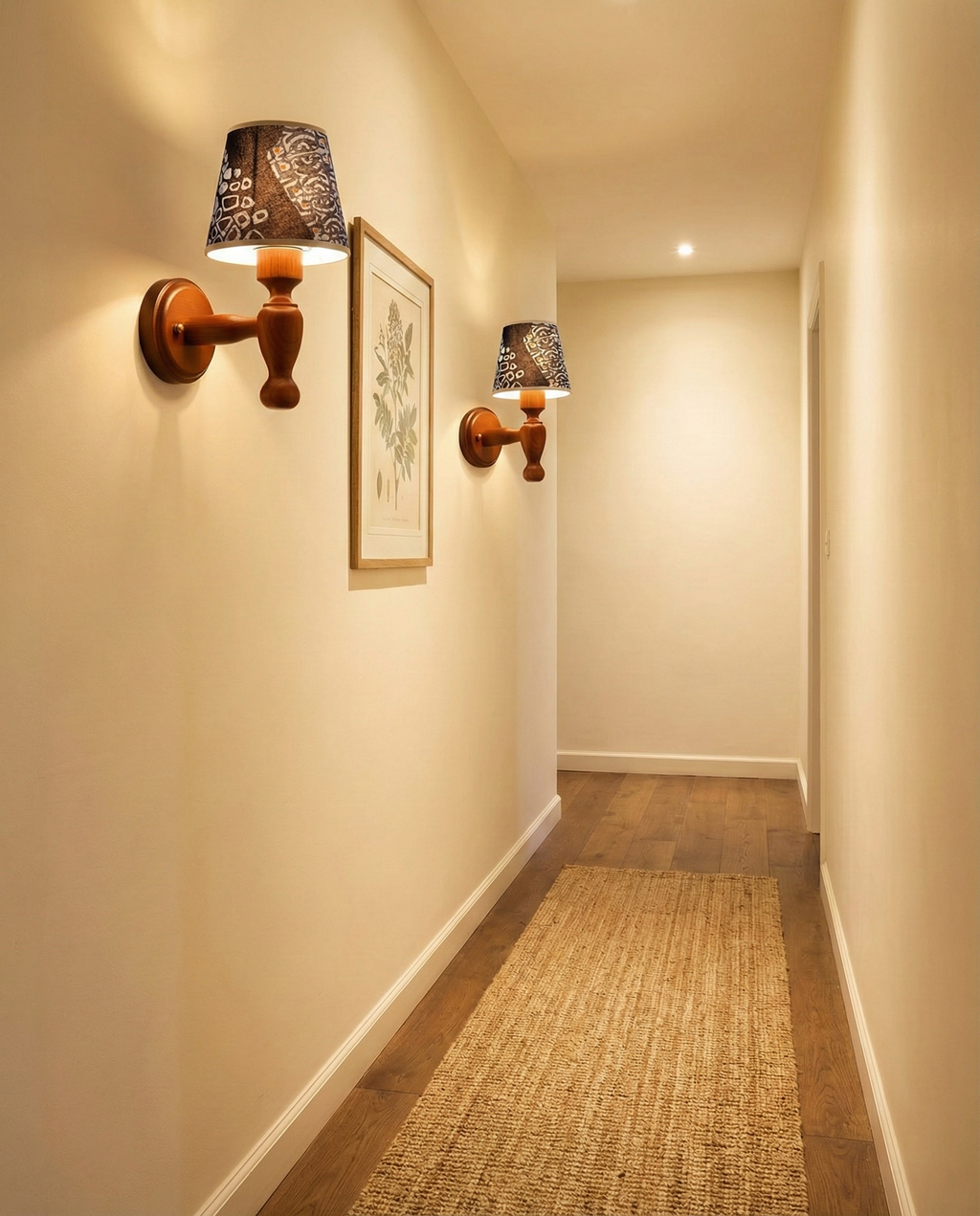 Kuli Wood Wall Lamp