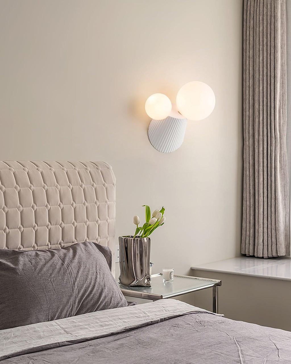 Land Wall Light