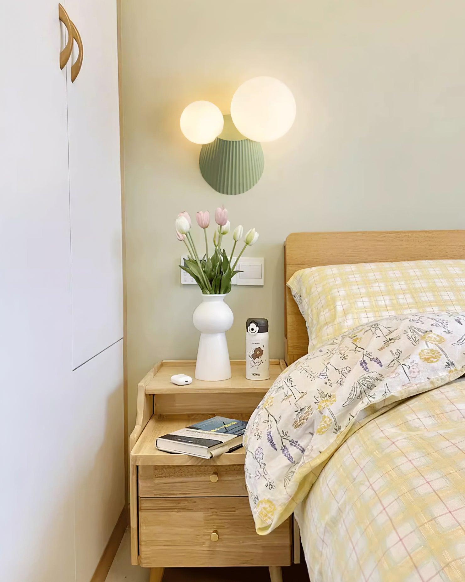 Land Wall Light